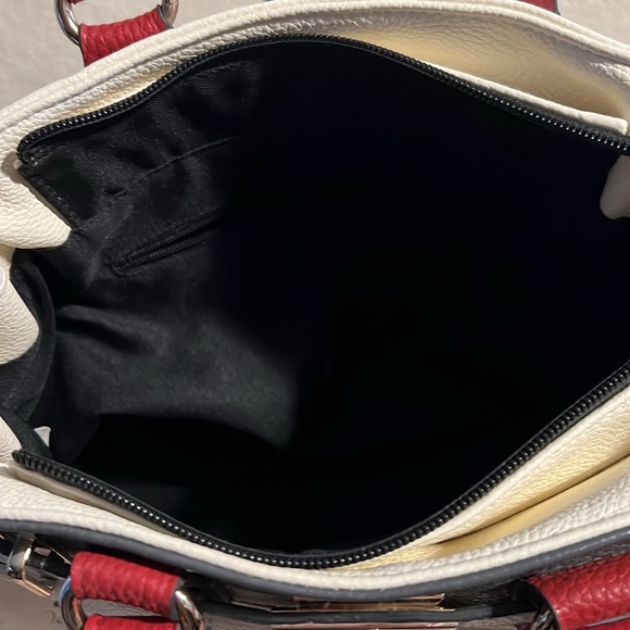 Disney 2013 “Love Story” Handbag - Picture 10 of 11